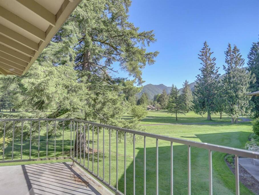 Ski-Mount Hood Charm-Welches,Golf And Ski Resort Condo,W&D, Wifi,Near Woods,Hiking,Fishing Mount Hood Village Dış mekan fotoğraf